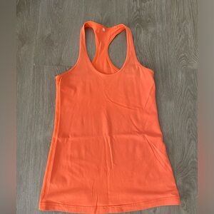 Lululemon workout tank